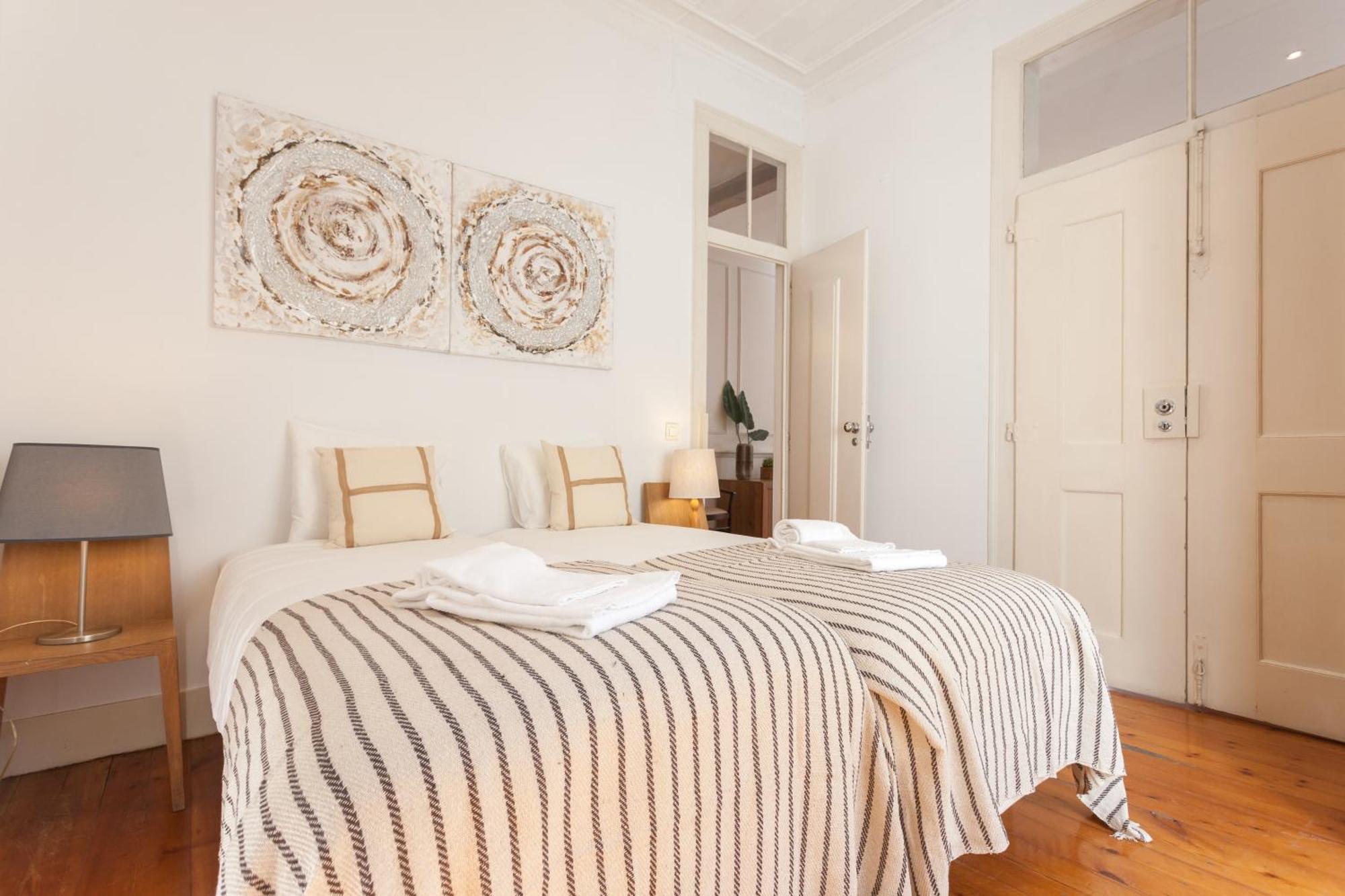 Tejo Vintage Three-Bedroom Apartment - By Lu Holidays Lisboa Exteriér fotografie